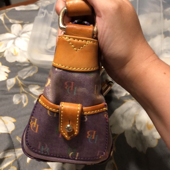 Dooney and Bourke purple monogram multi colored handbag - Picture 4 of 11